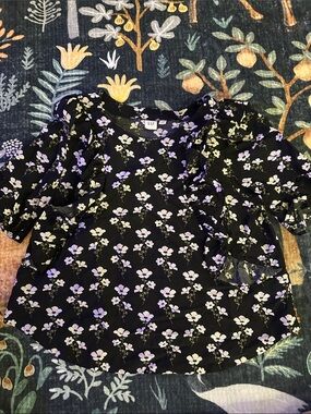 GAP Black Top with Lavender Floral Print and Ruffle Sleeves